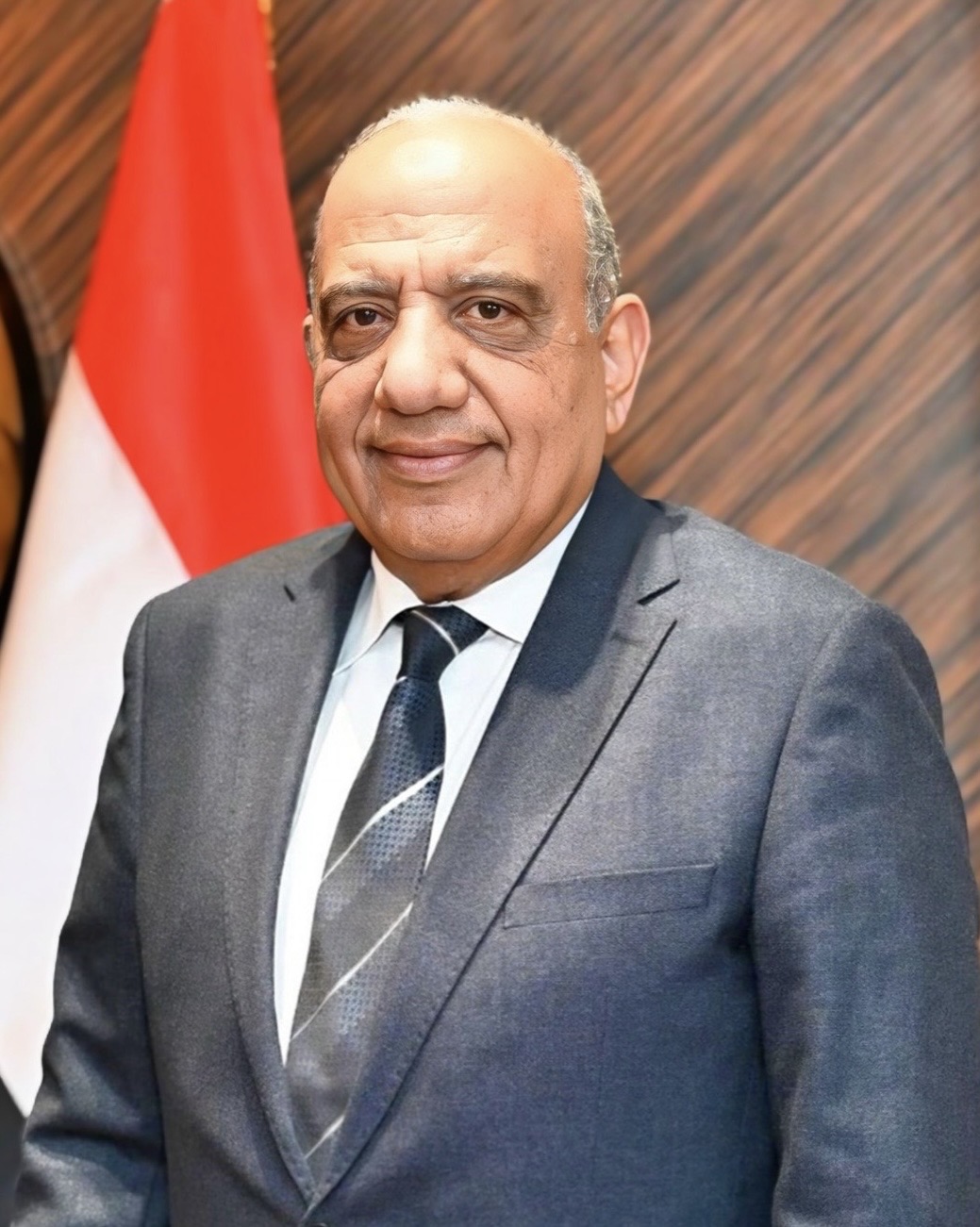 بحضور